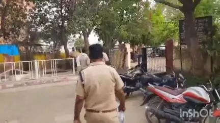बटियागढ़: चर्चित शिक्षक कांड मामले में बटियागढ़ थाना पुलिस ने आरोपी को रिमांड पर लिया