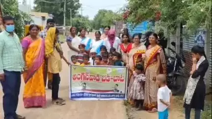 బోధన్: నెహ్రు నగర్ గ్రామంలో ఐసిడిఎస్ ఆధ్వర్యంలో అమ్మ మాట.. అంగన్వాడి బాట కార్యక్రమం
