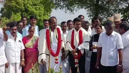 திருக்கோயிலூர்: கூவனூர் பகுதியில் கூட்டு குடிநீர் திட்டத்திற்கான அடிக்கல் நாட்டு விழா,பகண்டை கூட்ரோடு பேருந்து நிலைய திறப்பு விழாவில் ஆட்சியர் ,எம்எல்ஏ பங்கேற்பு