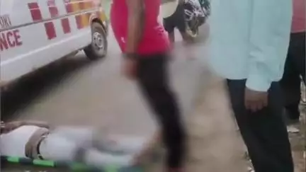 ଦେବଗଡ: ହିଞ୍ଜିଳିତା ଗ୍ରାମରେ ପୂର୍ବ ଶତୃତାକୁ କେନ୍ଦ୍ର କରି  ସଙ୍ଘବଦ୍ଧ ଆକ୍ରମଣରେ ଯୁବକ ଗୁରୁତର
