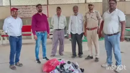 निम्बाहेड़ा: मुख्यमंत्री जल स्वावलंबन अभियान के तहत निम्बाहेड़ा में पॉलिथिन जब्ती की कार्रवाई की गई