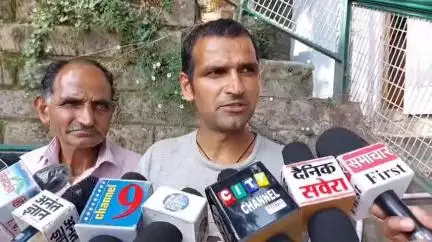 शिमला ग्रामीण: कोहबाग पंचायत में घोटाले के आरोप, ग्रामीण ने पंचायत प्रधान पर गंभीर आरोप लगाए