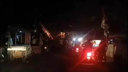 उचेहरा: उंचेहरा टाउन के संकट मोचन में 11 KV का ट्रांसफार्मर जला, नगर में छाया अंधेरा