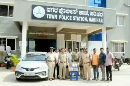 ಹರಿಹರ: ಪೊಲೀಸರ ಸೋಗಿನಲ್ಲಿ ಮಹಿಳೆ ಹೆದರಿಸಿ ಹಣ ವಸೂಲಿ, 24 ಗಂಟೆಯಲ್ಲಿ ಆರೋಪಿಗಳ ಬಂಧನ