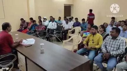 ବଡସାହି: ବେତନଟୀ ବ୍ଲକ ଅଫିସର ଭିଡିଓ କନଫରେନ୍ସିଂ ହଲରେ ବିଡ଼ିଓଙ୍କ ଅଧ୍ୟକ୍ଷତାରେ ବିକାଶ ବାହନ ଯାତ୍ରା ସମ୍ପର୍କିତ ପ୍ରସ୍ତୁତି ବୈଠକ ଅନୁଷ୍ଠିତ