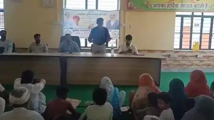 सावर: विकसित कृषि संकल्प अभियान के तहत ग्राम पंचायत भवन प्रान्हेंडा में वैज्ञानिक कृषक संवाद कार्यक्रम हुआ आयोजित