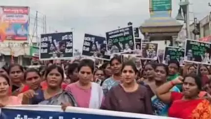దర్శి: అమరావతి మహిళలను అవమానించిన వారిపై చర్యలు తీసుకోవాలని నిరసన కార్యక్రమంలో పాల్గొన్న టిడిపి దర్శి ఇన్చార్జి లక్ష్మి
