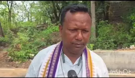 ରେଙ୍ଗାଲି: ଚାଷୀ ନେତା ଦେବେନ୍ଦ୍ର ପ୍ରଧାନ ତପସ୍ୱିନି ହଲ ନିକଟରେ ରଖିଲେ ପ୍ରତିକ୍ରିୟା