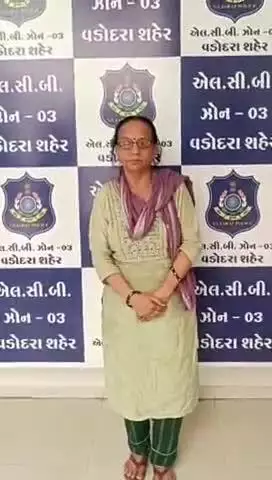 વડોદરા ઉત્તર: છેતરપીંડી વીશ્વાસઘાતના ગુનામાં નાસતા ફરતા આરોપીઓ ને પોલિસ એ વસઈ ઇસ્ટ(મહારાષ્ટ્ર) તથા મુંબઈ અંધેરી વેસ્ટ થી ઝડપાયા