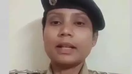 पटना ग्रामीण: गर्दनीबाग: 10 लीटर देशी और 67 लीटर विदेशी शराब के साथ एक अभियुक्त गिरफ्तार, डीएसपी अनु कुमारी ने दी जानकारी