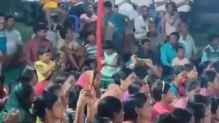 कलियासोल: बंगाल पाड़ा में 24 घंटे हरि कीर्तन का आयोजन किया गया, श्रद्धालुओं ने बढ़-चढ़ कर लिया भाग