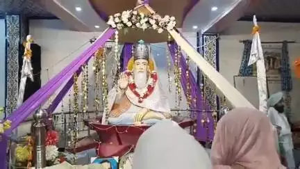 ਜਲੰਧਰ 1: ਭਰਗੋ ਕੈਂਪ ਸਤਿਗੁਰੂ ਕਬੀਰ ਮਹਾਰਾਜ ਜੀ ਦੇ 627 ਵੇ ਪ੍ਰਗਟ ਦਿਹਾੜੇ ਨੂੰ ਸਮਰਪਿਤ ਕੱਢੀ ਵਿਸ਼ਾਲ ਸ਼ੋਭਾ ਯਾਤਰਾ