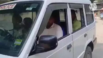 রায়গঞ্জ: মাইনোরিটি স্কলারশিপ স্ক্যাম কান্ডে করনদিঘি থেকে গ্রেফতার যুবককে আদালতে পেশ,ধৃতকে ৪ দিনের CID হেফাজতের নির্দেশ দিল আদালত