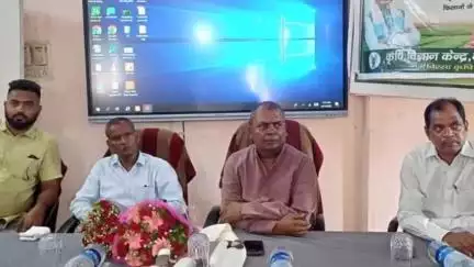 पेटरवार: कृषि विज्ञान केन्द्र पेटरवार में विकसित कृषि संकल्प अभियान, कार्यक्रम में पहुँचे सांसद सीपी चौधरी