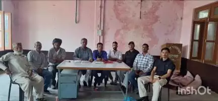 पधर: पधर में नंबरदार संघ की बैठक, समस्याओं के स्थायी समाधान पर जोर दिया गया