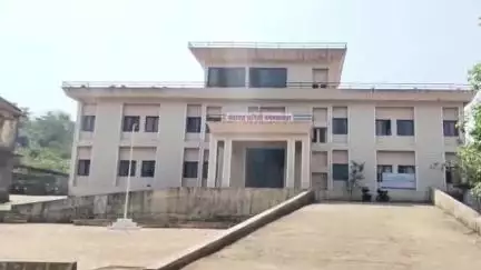 प्रधानमंत्री आवास योजनेच्या सर्वेक्षणाला मुदतवाढ, पात्र लाभार्थ्यांनी लाभ घेण्याचं गगनबावडा पंचायत समितीचे आवाहन