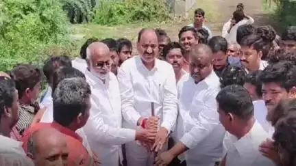 కర్నూలు: కర్నూలు లో సీసీ, డ్రైనేజీ నిర్మాణ పనులకు భూమిపూజ