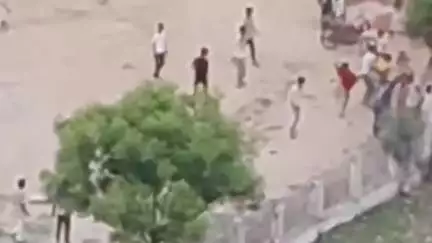 बेलागंज: कुरीसराय गांव में दो पक्षों में लाठियां और ईंट-पत्थर चले, सोशल मीडिया पर वीडियो वायरल