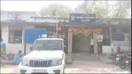 बोदवड: चांगदेव येथुन १७ वर्षीय अल्पवयीन मुलीस अज्ञात व्यक्तीने पळवून नेले,मुक्ताईनगर पोलिसात अज्ञात व्यक्तीविरुद्ध गुन्हा दाखल
