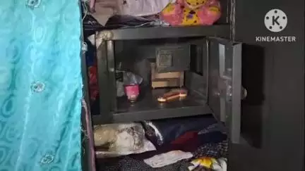 गुन्नौर: गांव कृतिया में अज्ञात चोरों ने सूने मकान का ताला तोड़कर नगदी, जेवर सहित लाखों रुपए का सामान चोरी किया