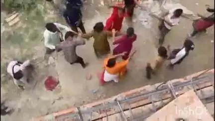 सलोन: ममुनी गांव में दबंगों द्वारा की गई मारपीट का वीडियो सोशल मीडिया पर हुआ वायरल, 3 से 4 युवतियां हुई घायल