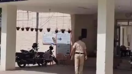 नांगल चौधरी: गांव नायन में सरपंच के साथ मारपीट, जान से मारने की धमकी, हमलावर बोले- गांव में कोई विकास कार्य नहीं होने देंगे