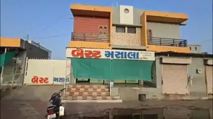 નડિયાદ: નડીઆદ મનપાના રિકવરી અધિકારી પર લાગ્યા લાંચ લેવાના આક્ષેપો