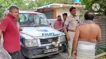 রায়গঞ্জ: রায়পুরে বেহাল বিদ্যুৎ পরিষেবার অভিযোগে পথ অবরোধে স্থানীয়রা, পরিস্থিতি স্বাভাবিক করার আশ্বাসে অবরোধ তোলে পুলিশ #jansamasy