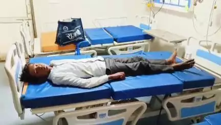 ढीमरखेड़ा: सिमडारी गांव में 14 वर्षीय बालक को सांप ने काटा, अस्पताल में इलाज जारी