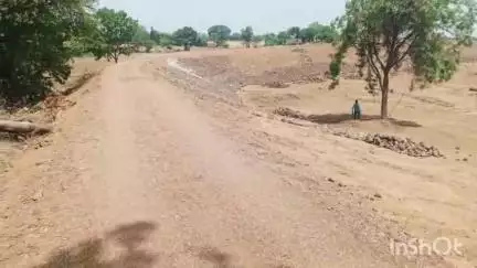 सिरोंज: ग्राम पंचायत दीकनाखेड़ा में तालाब निर्माण में भ्रष्टाचार, ग्रामीणों ने SDM से की शिकायत