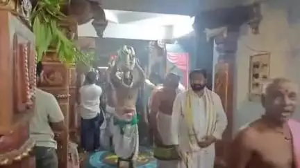 అంతర్వేదిలో నారసింహునికి సప్తనది జలాలతో అభిషేకం