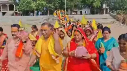 बोध गया: बोधगया के श्री जगरनाथ मंदिर में जगरनाथ रथ यात्रा महोत्सव के लिए आज भव्य कलश यात्रा निकाली गई