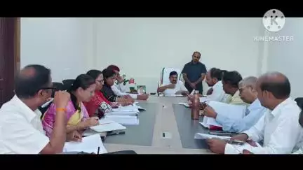 దేవరకొండ: దేవరకొండ నియోజకవర్గం లోని ఇందిర మహిళ నిర్మాణాలపై ఎంపీడీవోలతో సమీక్ష సమావేశం:ఎమ్మెల్యే బాలు నాయక్