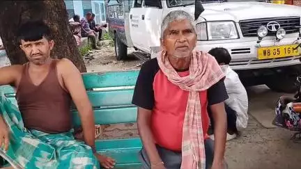 ইংরেজবাজার: ধরমপুর এলাকায় মৌমাছির তারা খেয়ে ছাদ থেকে ঝাঁপ এক মহিলার চিকিৎসা চলাকালীন মৃত্যু