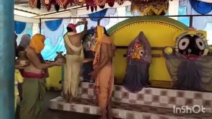 ବୀରମହାରାଜପୁର: ପାତାଳୀ ଶ୍ରୀକ୍ଷେତ୍ର କୋଟ ସମଲେଇ ଠାରେ ମହାପ୍ରଭୁଙ୍କ ମହା ଦିବ୍ୟ ସ୍ନାନ ଉତ୍ସବ ଅନୁଷ୍ଠିତ, ବହୁ ଭକ୍ତଙ୍କ ସମାଗମ