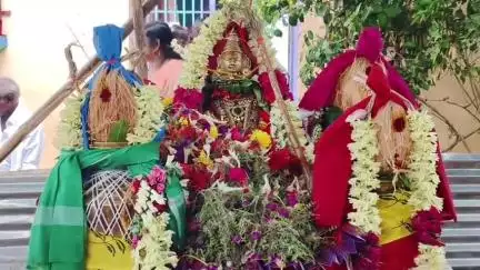 உளுந்தூர்பேட்டை: செங்குறிச்சி கிராமத்தில் அமைந்துள்ள ஸ்ரீ முத்து மாரியம்மன் திருக்கோயில் மகா கும்பாபிஷேக விழா