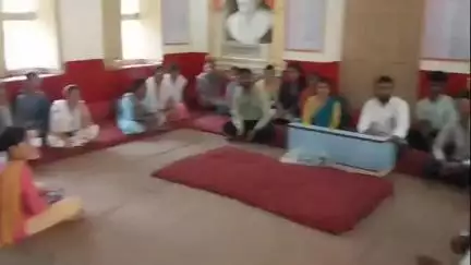 यावल: यावल शेतकी संघात मुख्यमंत्री युवा कार्यप्रशिक्षणार्थींची बैठक मानधन मिळत नसल्याची मांडली समस्या, #Jansamasya