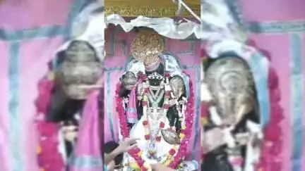 ઠાસરા: યાત્રાધામ ડાકોરમાં જેઠ પૂનમે ઠાકોરજીને 125 ઘડા સાથે એક કલાક સુધી સ્નાન કરાવવામાં આવ્યુ
