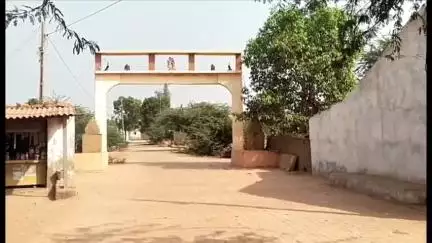 માળીયા: માળીયા મિંયાણાના ગ્રામ્ય વિસ્તારની દીકરીને હેરાન કરનાર મોરબીના શખ્સ વિરુદ્ધ પોલીસ ફરિયાદ નોંધાઈ