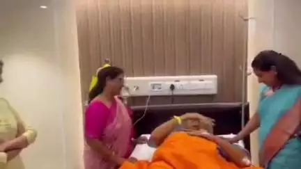 హిమాయత్ నగర్: యశోద ఆసుపత్రిలో చికిత్స పొందుతున్న ఎమ్మెల్యే పల్లా రాజేశ్వర్ రెడ్డిని పరామర్శించిన ఎమ్మెల్సీ కల్వకుంట్ల కవిత