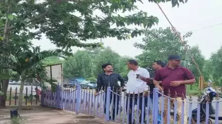 ଦିଗପହଣ୍ଡି: ଦିଗପହଣ୍ଡି ସହରର ବିଭିନ୍ନ ଓ୍ଵାର୍ଡର ପାର୍କ ଓ ବିଭିନ୍ନ ଉନ୍ନୟନ କାର୍ଯ୍ୟର ସମିକ୍ଷା କରିଲେ NAC ଅଧ୍ୟକ୍ଷ ।