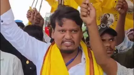 जगदीशपुर: शाहपुर में प्रशांत किशोर के कार्यक्रम में शामिल होने के लिए जगदीशपुर से सैकड़ों लोग सनी कुमार के नेतृत्व में रवाना हुए