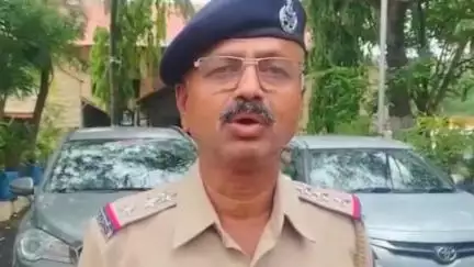 मोहोळ: कुरुल व टाकळी परिसरात गोवा बनावटीची राज्य उत्पादन शुल्क विभागाच्या पथकाने पकडली दारू, 31 लाख 90 हजाराचा मुद्देमाल जप्त