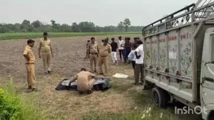 गोला गोकरणनाथ: गोला तहसील क्षेत्र के हमीदाबाद में लाल पीर बाबा के पास मिला शव, पहचान 52 वर्षीय मुन्नालाल गौतम के रूप में हुई