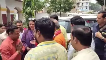 चारामा: बेवरेज कॉरपोरेशन लिमिटेड के नवनियुक्त अध्यक्ष बनने के बाद श्रीनिवास राव मद्दी पहुंचे चारामा।