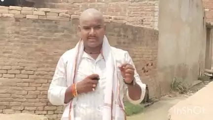 कन्नौज: जरिहापुर गांव में सीसी रोड तोड़ नाला बनाने के विरोध में ग्रामीण में आक्रोश,जबरन पानी भरने का लगाया आरोप #jansamasya