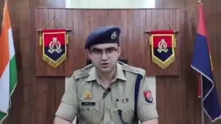 चंदौली: चंदौली जिले में अपराधियों पर कार्रवाई, गौ-तस्करी और दलित उत्पीड़न के चार अपराधियों को 6 माह के लिए जिला बदर किया गया