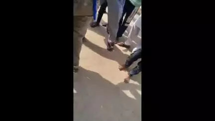 बिलारी: सोनकपुर थाना क्षेत्र के ग्राम बेहटा सरथल में चेकिंग के दौरान बिजली टीम के साथ अभद्रता का वीडियो सोशल मीडिया पर हुआ वायरल