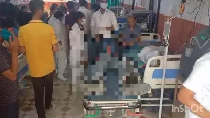 हरदोई: मढ़िया तिराहे के पास बाइक के साथ घायल अवस्था में मिला युवक, हरदोई मेडिकल कॉलेज के डॉक्टर ने किया मृत घोषित