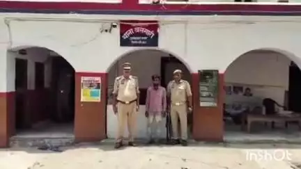 टांडा: नाबालिक को बहला-फुसलाकर भगाने वाला आरोपी गिरफ्तार, बस्ती के युवक को हरैया बाईपास से पकड़ा, लड़की को सकुशल बचाया